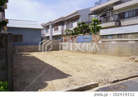 住宅街の空き地 住宅街の空き地 102419312