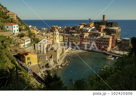 Panorama of Vernazza town in Cinque Terre with train, Liguria, Italy 102420806