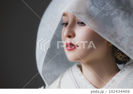 花嫁　白無垢　綿帽子 102434409