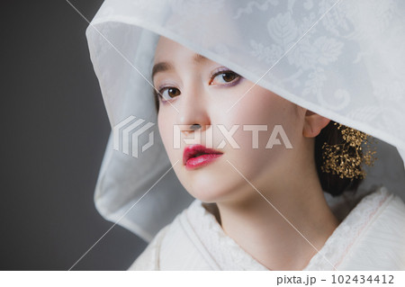 花嫁　白無垢　綿帽子 102434412