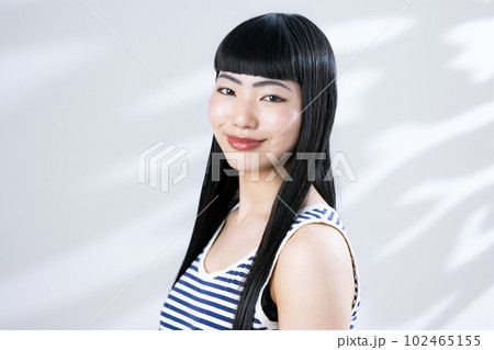 女性　10代　ビューティー 102465155