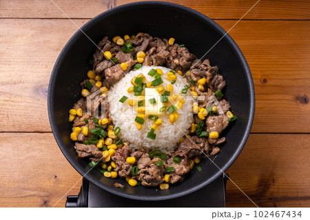 牛肉焼きめし 牛肉焼きめし 102467434