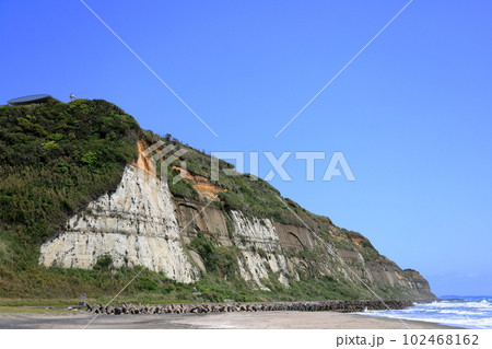 銚子ジオパーク　屛風ヶ浦最西端／千葉県旭市 102468162