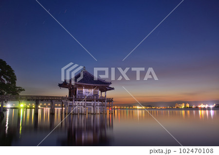 浮御堂の夜明け 102470108