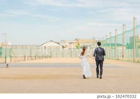 テニスコート結婚式　 102470332