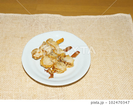 ホタテ貝柱の串焼き 102470347