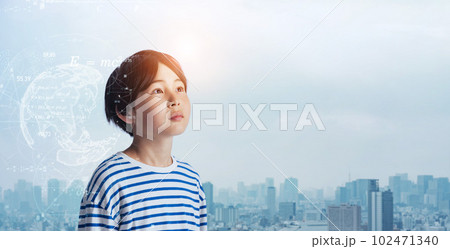 少年と科学技術イメージ　AI　人工知能　エドテック 102471340