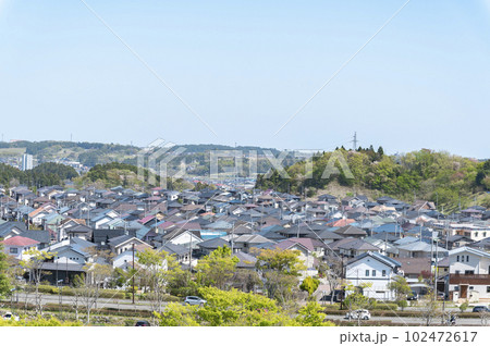 郊外の住宅地 102472617