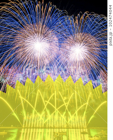 ギザギザの目立つコピースペースがある花火素材 ギザギザの目立つコピースペースがある花火素材 102474044