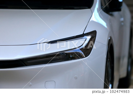 車のヘッドライト イメージ 車のヘッドライト イメージ 102474983