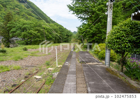 肥薩線　那良口駅　プラットホーム 102475853