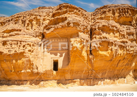 Jabal al ahmar tombs carved in stone, Al Ula, Saudi Arabia 102484510