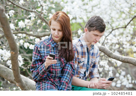 quarrel between lovers quarrel between lovers 102485481