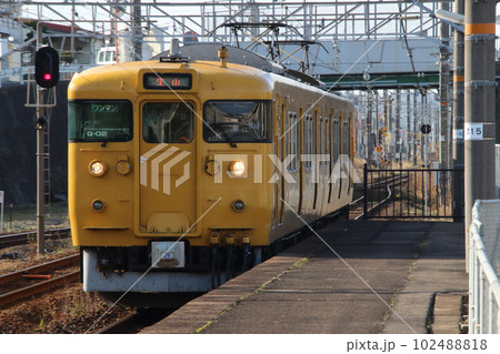［JR-D］山陰本線115系（伯備線直通） 102488818