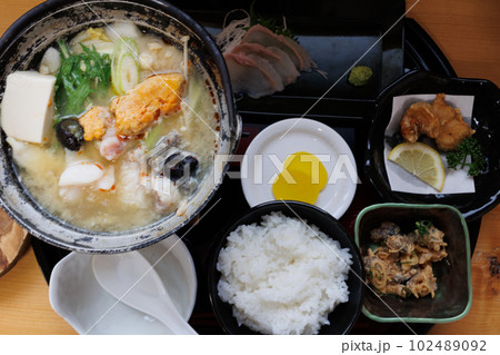 下風呂温泉のあんこう鍋定食（青森県風間浦村） 102489092