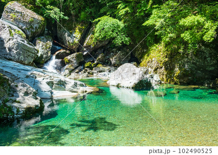 安居渓谷（仁淀ブルー）：荒男谷 102490525