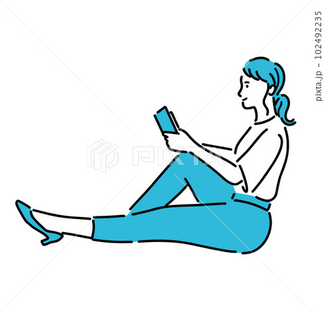 床に座って読書してリラックスしている若い女性 床に座って読書してリラックスしている若い女性 102492235