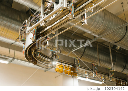 Conveyor at the brewery for bottling beer 102504142