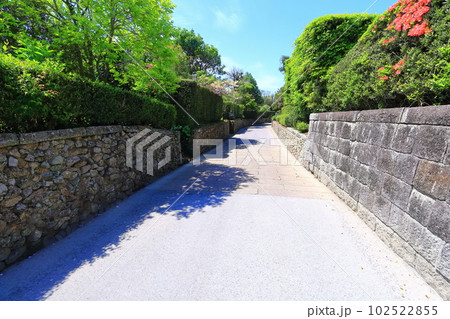 【鹿児島県】武家屋敷「知覧」の屋敷と庭園（薩摩の小京都知覧、国の重要伝統的建造物群保存地区）　 102522855