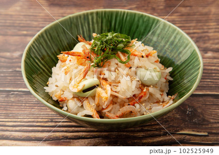桜エビの炊き込みご飯 桜エビの炊き込みご飯 102525949
