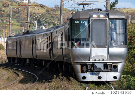 JR北海道785系NE-502編成室蘭支線を往く 102543910
