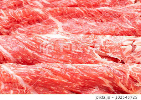 牛肉(ウデ薄切り)のアップ。 102545725