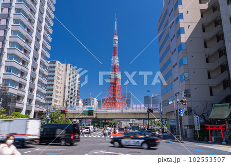 《東京都》東京タワーのある街並み・初夏の東京都市風景 《東京都》東京タワーのある街並み・初夏の東京都市風景 102553507