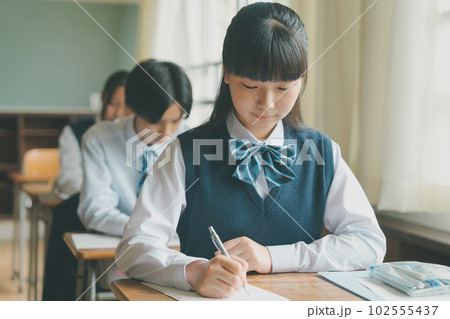 Middle school Middle school 102555437
