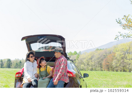 親子でオートキャンプ 102559314