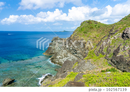 石垣島の絶壁（御神埼） 102567139