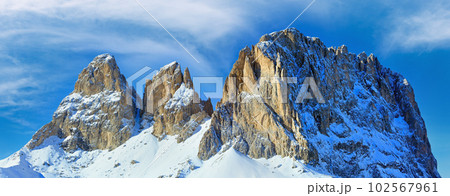 Beautiful winter mountain landscape. 102567961