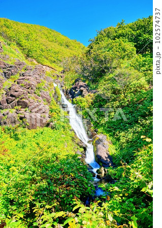 銀鱗の滝　(北海道増毛郡増毛町岩尾) 102574737