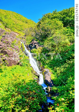 銀鱗の滝　(北海道増毛郡増毛町岩尾) 102574740