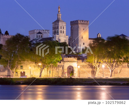 Avignon. Provence. Old stone fortress wall around the city. 102579862