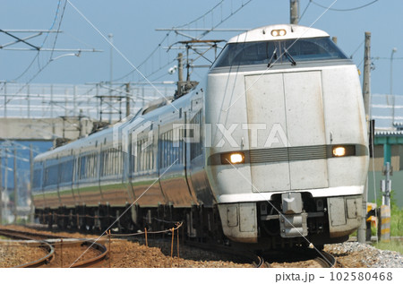 北陸本線 高岡ー西高岡 JR西日本 683系 S26+S09編成(金沢) しらさぎ 北陸本線 高岡ー西高岡 JR西日本 683系 S26+S09編成(金沢) しらさぎ 102580468