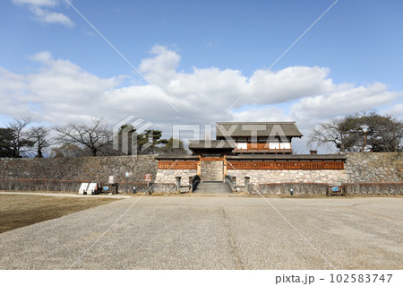 長野県　長野市　冬　松代城 102583747