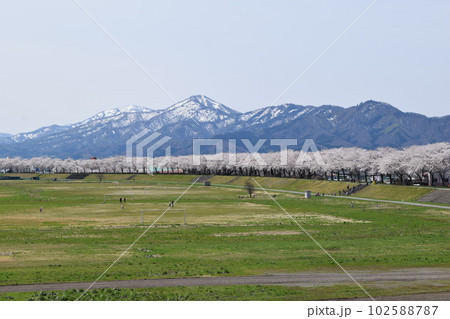 金峯山 国指定名勝 山形県百名山 102588787