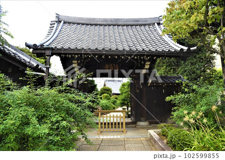 谷中活王寺山門 102599855