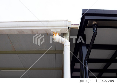 House rain gutter, Pipeline system. House rain gutter, Pipeline system. 102602209
