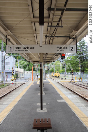 JR身延線の下部温泉駅の駅名標 JR身延線の下部温泉駅の駅名標 102602946