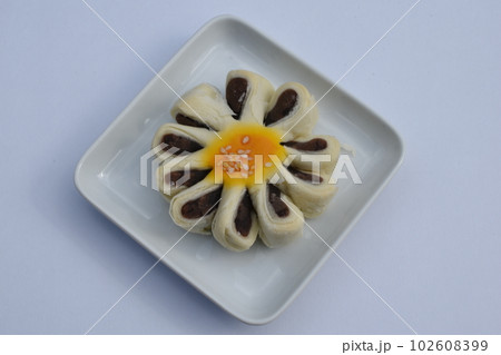 横浜中華街の菊花酥 102608399