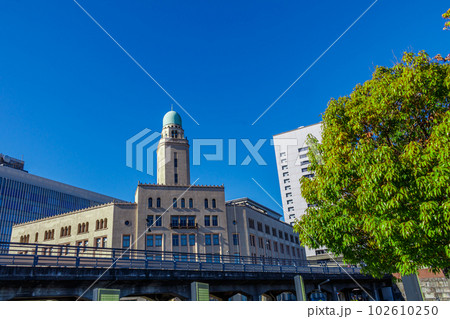【神奈川の都市風景】横浜みなとみらい周辺の風景（横浜税関） 102610250