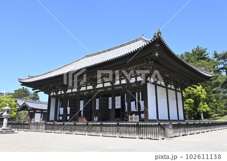 奈良市の世界文化遺産興福寺 国宝東金堂 奈良市の世界文化遺産興福寺 国宝東金堂 102611138