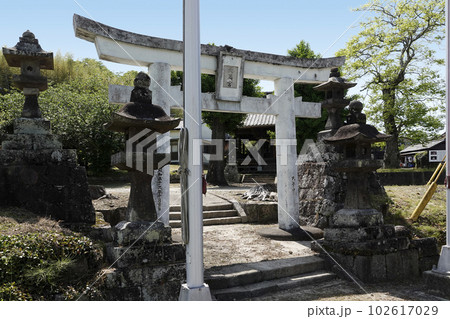 福岡県大牟田市岩本岡天満宮 102617029