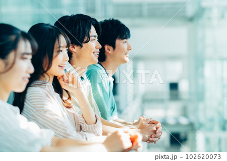 大学生 大学生 102620073