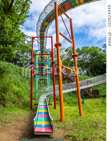 松戸市　21世紀の森と広場の遊具「あそびのすみか」【スパイラルフォレスト】 102624940