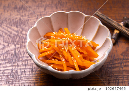 きんぴら人参 きんぴら人参 102627466