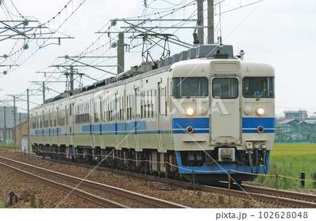 北陸本線　美川ー加賀笠間　JR西日本　413系　B11+B03編成（金沢） 102628048