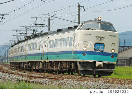 北陸本線 西高岡ー高岡 JR東日本 485系 T16編成(新潟) 北越 北陸本線 西高岡ー高岡 JR東日本 485系 T16編成(新潟) 北越 102628056