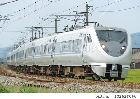 北陸本線 西高岡ー高岡 JR西日本 683系 S11+S21+S24編成(金沢) しらさぎ 北陸本線 西高岡ー高岡 JR西日本 683系 S11+S21+S24編成(金沢) しらさぎ 102628066